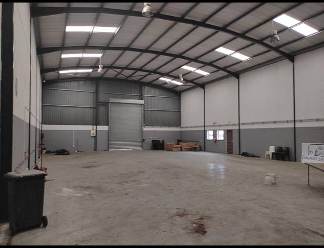 580M² WAREHOUSE TO LET IN BELLVILLE SOUTH